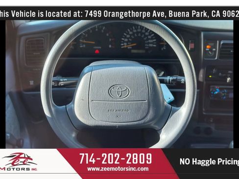 Used 2000 Toyota Tacoma Short Bed image 18