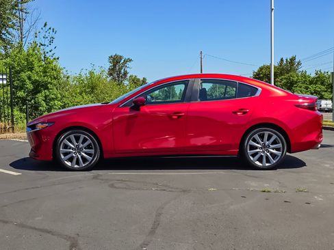 Used 2023 MAZDA MAZDA3 s FWD image 6