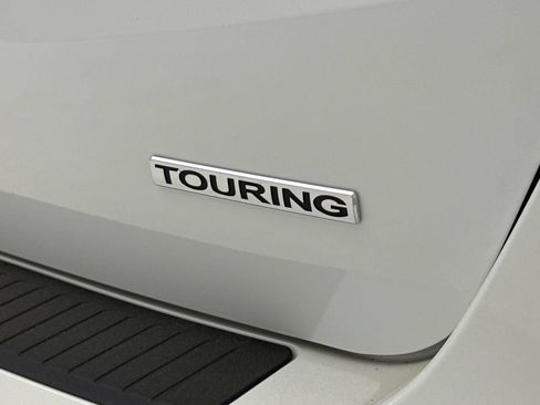 New 2026 Honda Odyssey Touring image 10