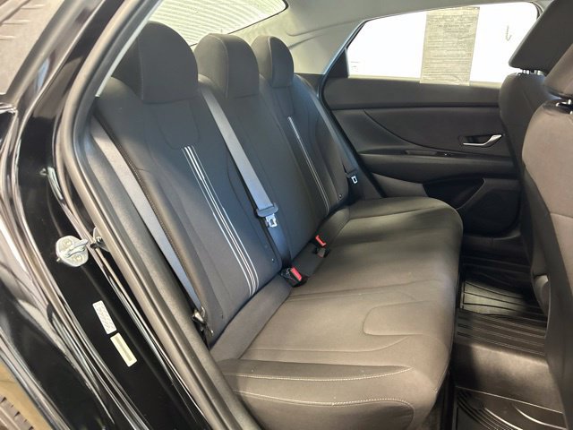 Used 2021 Hyundai Elantra SEL FWD image 13