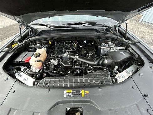 Used 2024 Jeep Grand Cherokee Altitude image 17