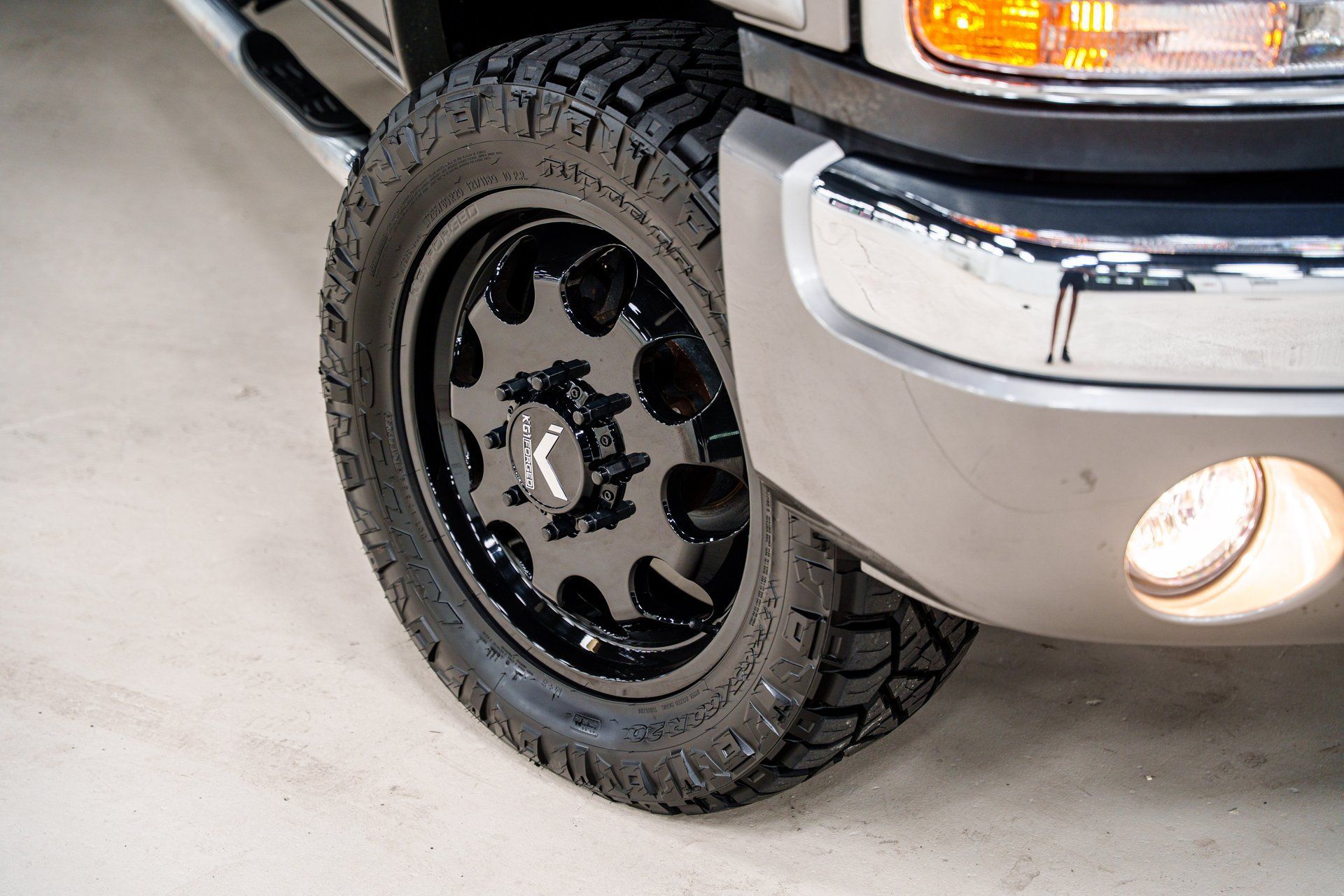 Used 2007 GMC Sierra 3500 SLT w/ Heavy-Duty Power Package AWD/4WD image 7