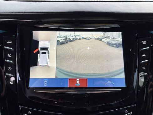 Used 2019 Cadillac Escalade Platinum image 22