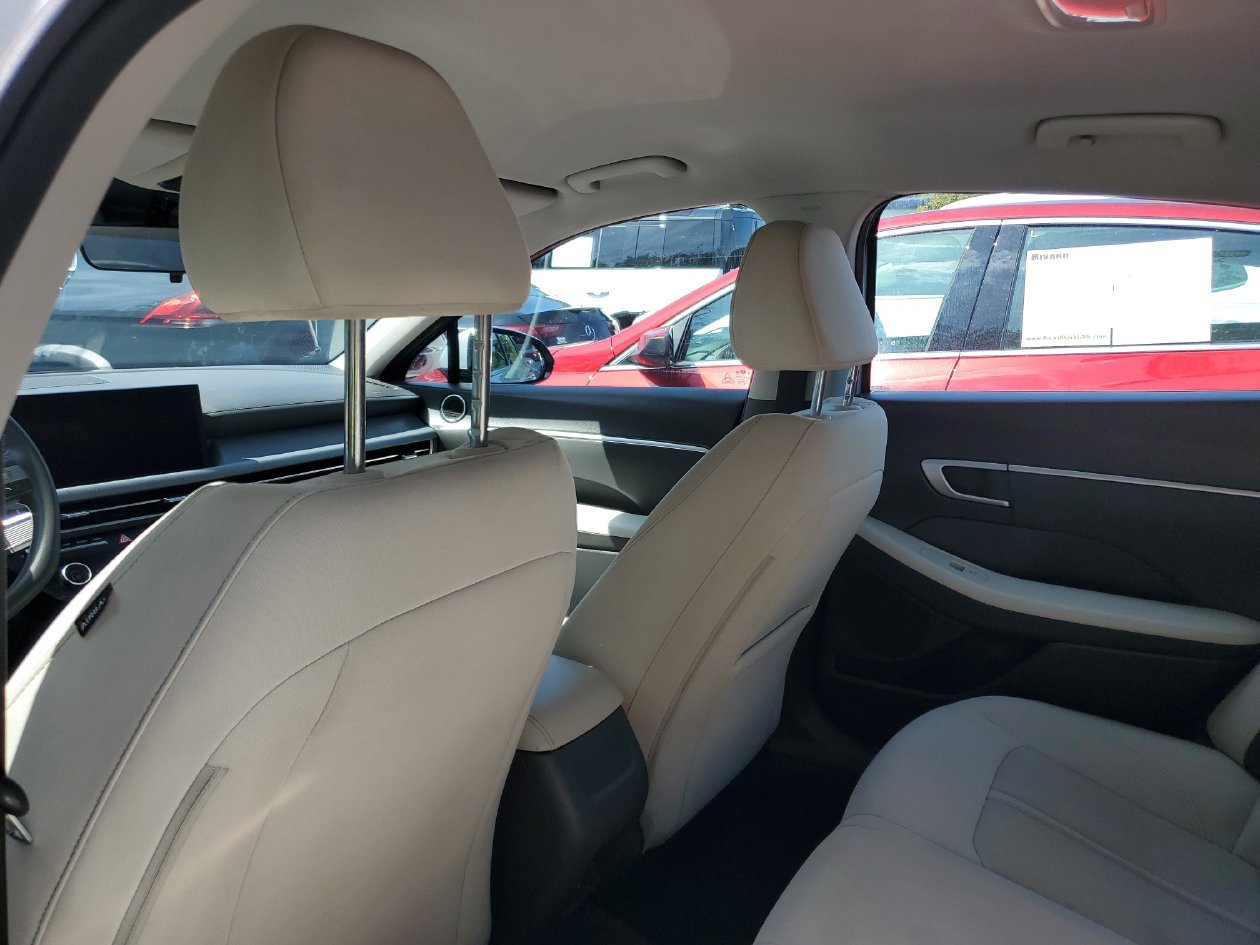 Used 2025 Hyundai Sonata SEL FWD image 8