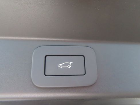 New 2024 Land Rover Range Rover Sport Dynamic SE image 25