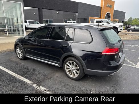 Used 2019 Volkswagen Golf Alltrack SE AWD/4WD image 4