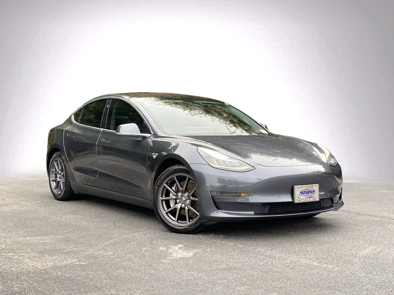Used 2018 Tesla Model 3 Long Range AWD/4WD image 2