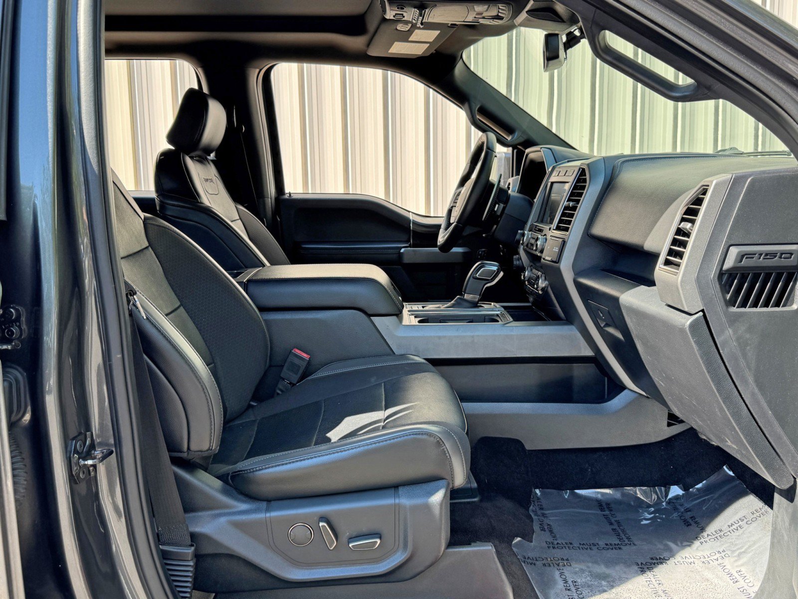 Used 2019 Ford F150 Raptor w/ Equipment Group 802A Luxury AWD/4WD image 14