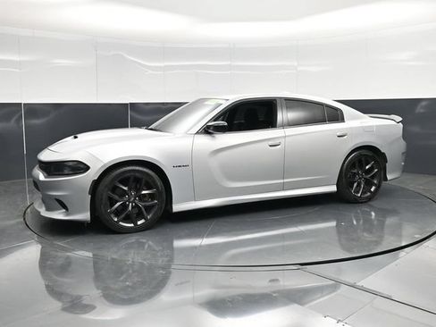 Certified 2022 Dodge Charger R/T w/ Blacktop Package RWD image 9