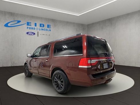 Used 2015 Lincoln Navigator L 4WD image 8