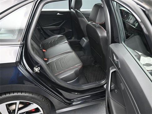 Used 2019 Volkswagen Jetta GLI Autobahn image 17