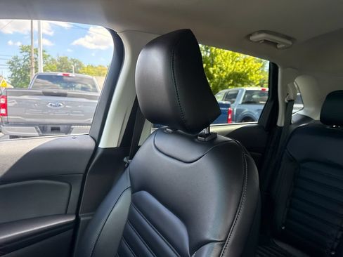 Used 2024 Ford Edge SEL AWD/4WD image 41