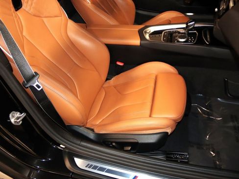 Used 2024 BMW Z4 M40i w/ Premium Package image 57