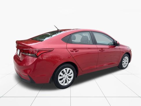 Used 2022 Hyundai Accent SE image 9