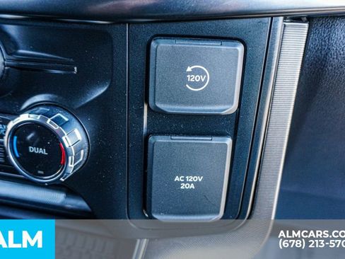 Used 2024 Ford F150 Platinum image 42