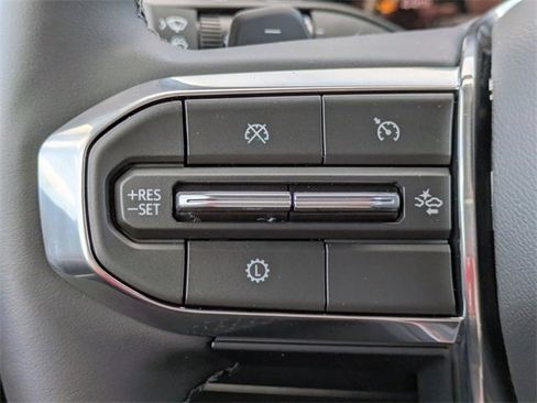 Used 2024 GMC Sierra 3500 AT4 w/ AT4 Premium Plus Package image 31