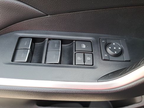 Used 2024 Toyota RAV4 XLE Premium FWD image 26