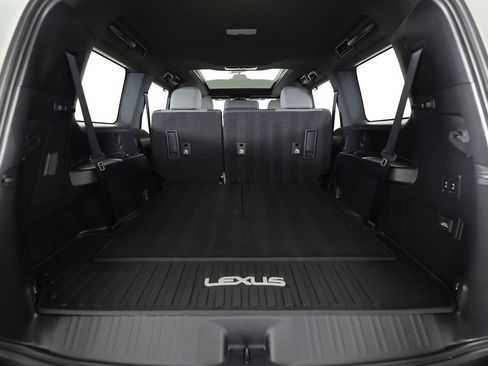 Used 2026 Lexus GX 550 w/ Accessory Package (2T) AWD/4WD image 15