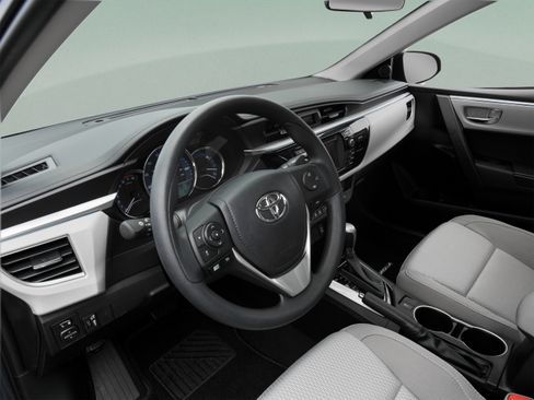 Used 2016 Toyota Corolla LE FWD image 42