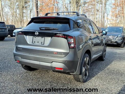 New 2026 Nissan Kicks SR w/ Cold Weather Package AWD/4WD image 7