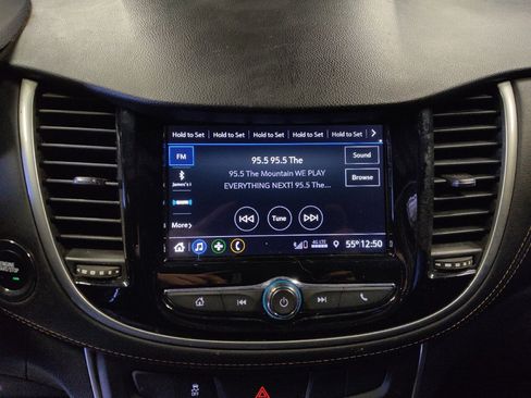 Used 2019 Chevrolet Trax LT w/ LT Convenience Package FWD image 25
