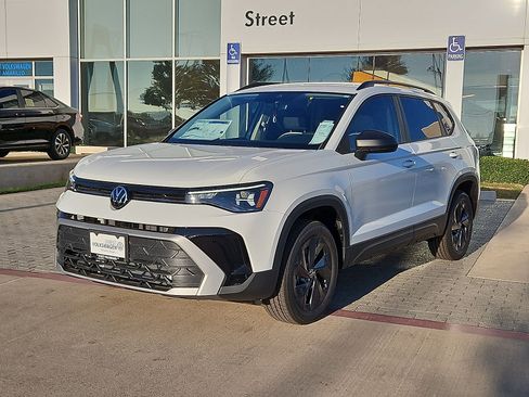 New 2027 Volkswagen Taos S FWD image 4