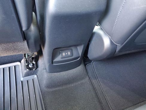 Certified 2025 Kia Soul GT-Line image 14