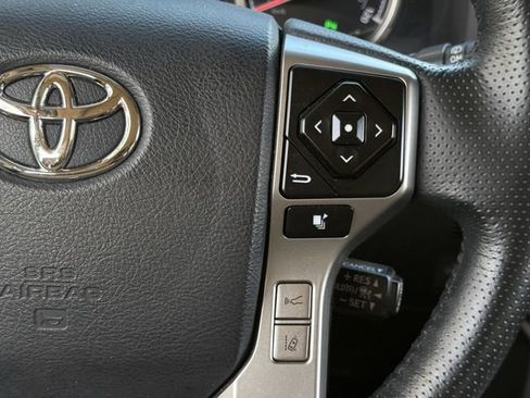 Used 2024 Toyota 4Runner Limited AWD/4WD image 15