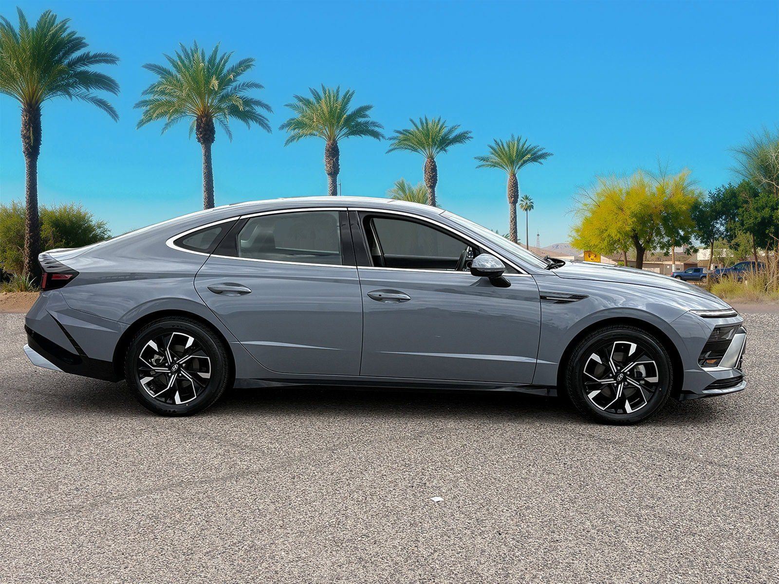 Used 2025 Hyundai Sonata SEL FWD image 7