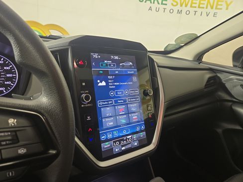 Used 2024 Subaru Crosstrek 2.0i Premium image 19