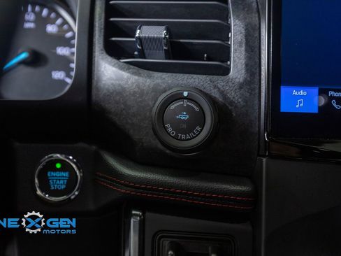 Used 2024 Ford Expedition Max Limited image 17