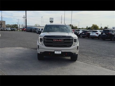 New 2026 GMC Sierra 1500 AT4 w/ Technology Package image 3
