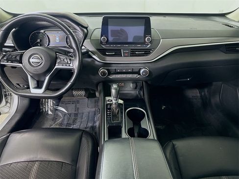 Used 2024 Nissan Altima 2.5 SR image 18