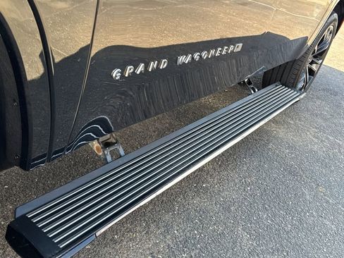 Certified 2024 Jeep Grand Wagoneer L Series II w/ Quick Order Packagew 28T image 8