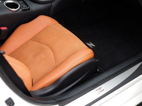 Used 2016 Nissan 370Z Touring RWD image 53