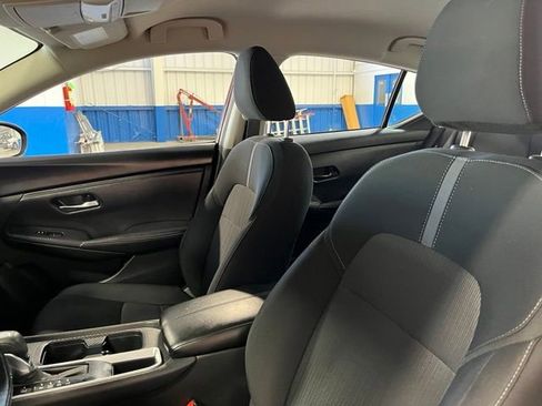 Used 2024 Nissan Sentra SV FWD image 23