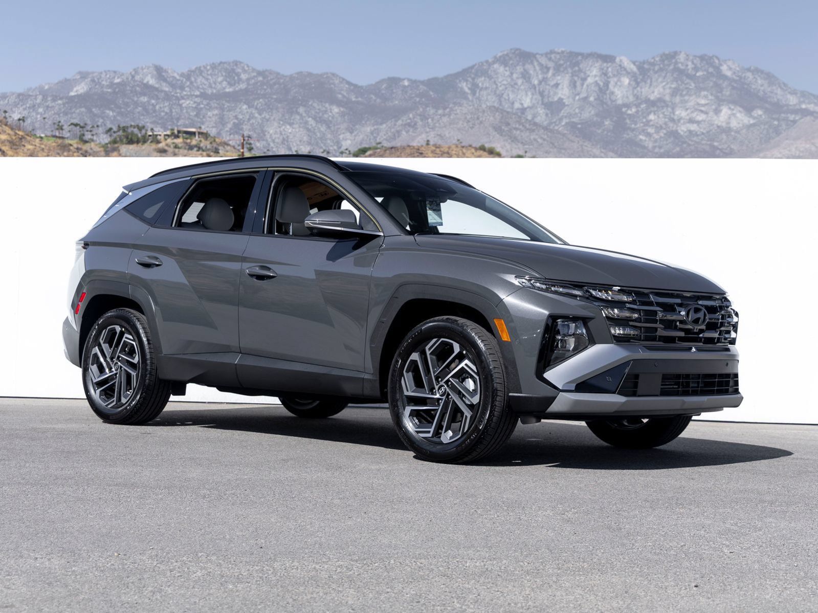 New 2026 Hyundai Tucson Limited AWD/4WD image 8