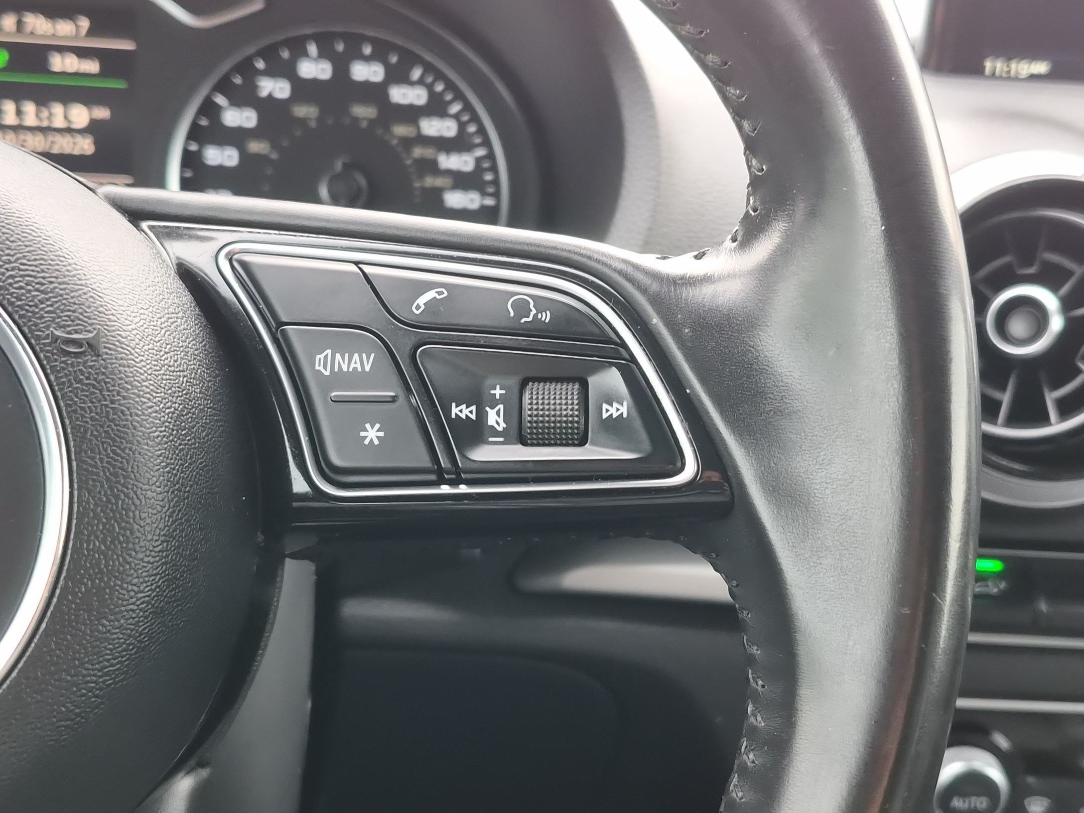Used 2017 Audi A3 e-tron Premium FWD image 18