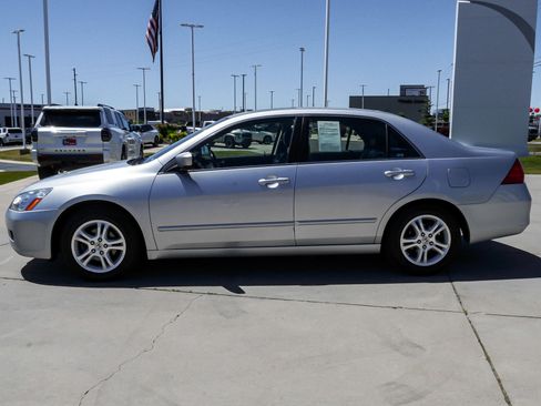 Used 2006 Honda Accord EX-L image 5