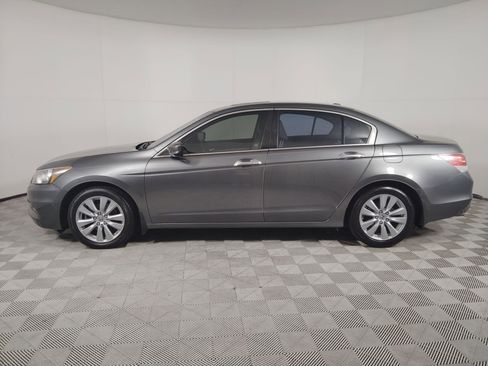 Used 2011 Honda Accord EX-L image 2