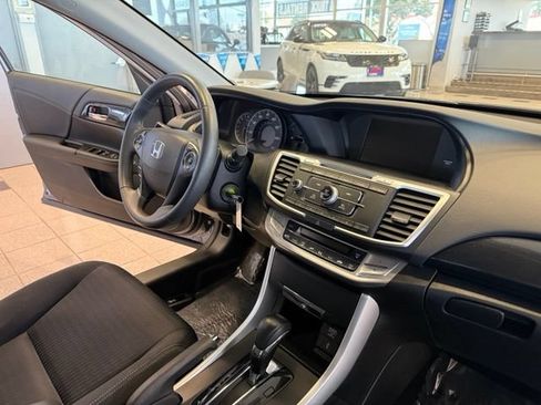 Used 2015 Honda Accord Sport image 27