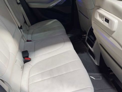 Used 2020 BMW X6 sDrive40i w/ Executive Package image 16