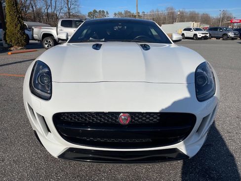 Used 2017 Jaguar F-TYPE Coupe image 6