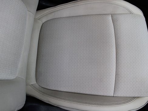 Used 2021 Buick Encore GX Select FWD image 26