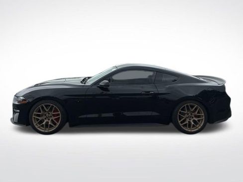 Used 2019 Ford Mustang GT RWD image 2