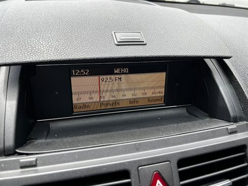 Used 2010 Mercedes-Benz C 300 4MATIC Sedan w/ Premium 1 Pkg image 35