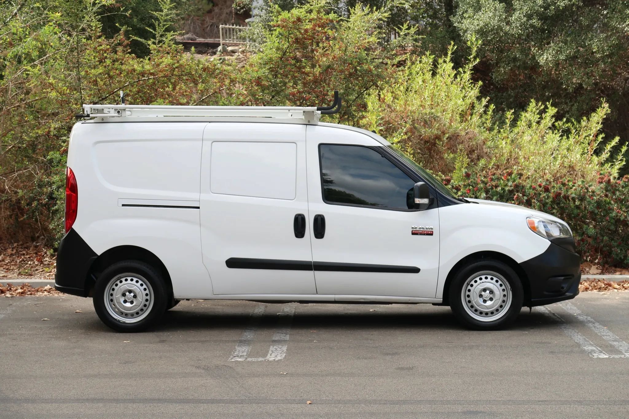 Used 2018 RAM ProMaster City Tradesman FWD image 9