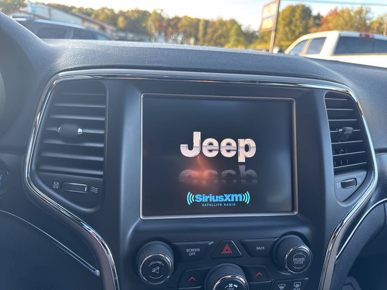 Used 2014 Jeep Grand Cherokee Limited AWD/4WD image 30