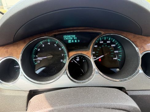 Used 2012 Buick Enclave Leather AWD/4WD image 15