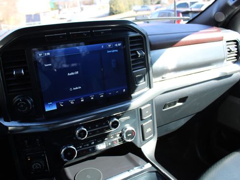 Used 2022 Ford F150 Lariat w/ Max Trailer Tow Package AWD/4WD image 13